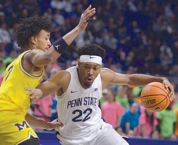 Pickett helps Nittany Lions pummel Wolverines